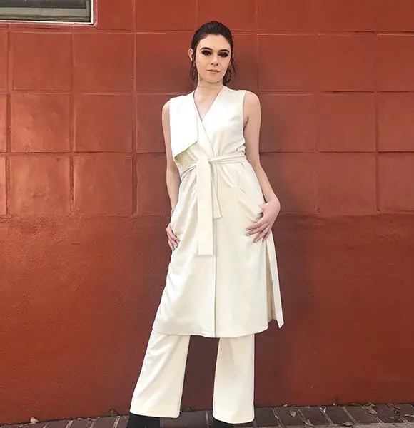 Nicole Maines Transgender, Dating, Parents, Height